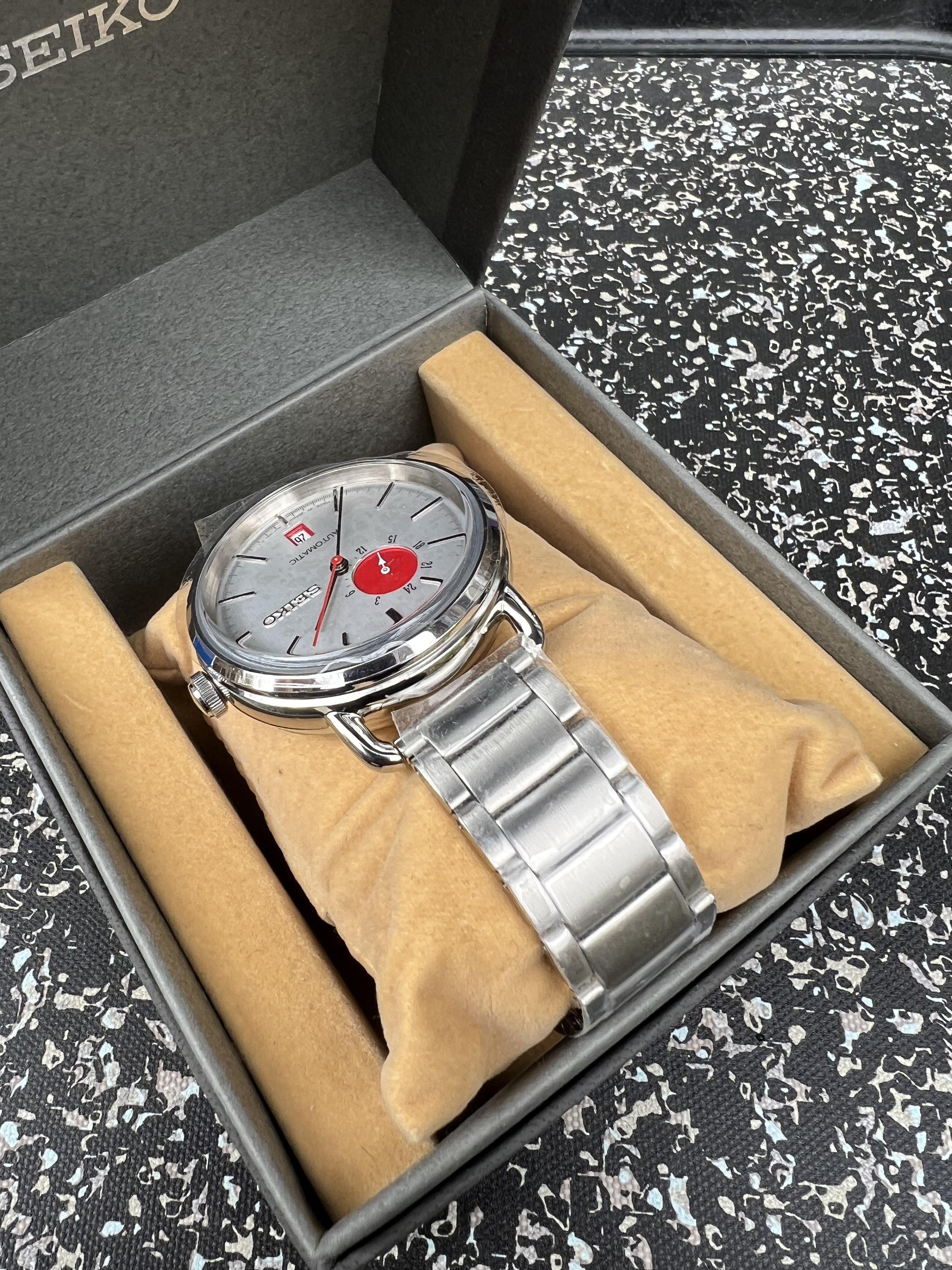 WTS SCVE003 Seiko Rising Sun aka Red Dot The last NOS NIB