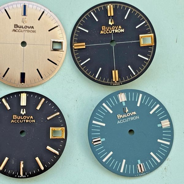 Cadran De Montre Bulova Accutron Fond Bleu - Dimensions 29,5 X 25,5 Mm - Neuf Sans étiquette