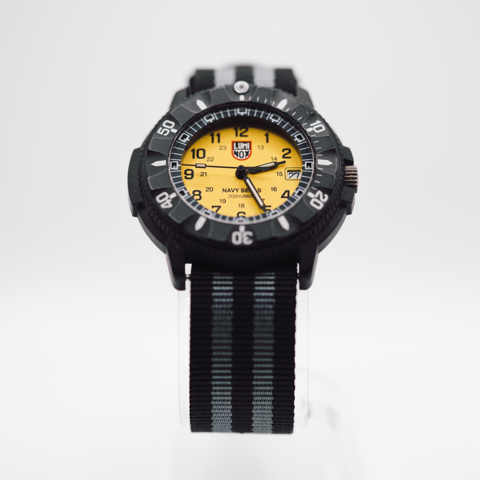 WTS] Luminox Navy Seals Original 3000 Yellow Dial 3H MBM 200m $99
