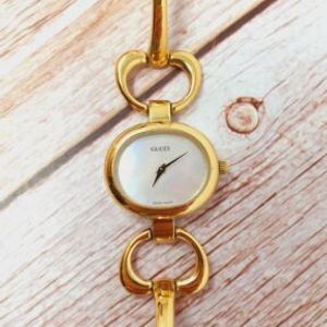 Vintage Gucci 1600 Ladies Mother of Pearl Dial Quartz Gold Plated