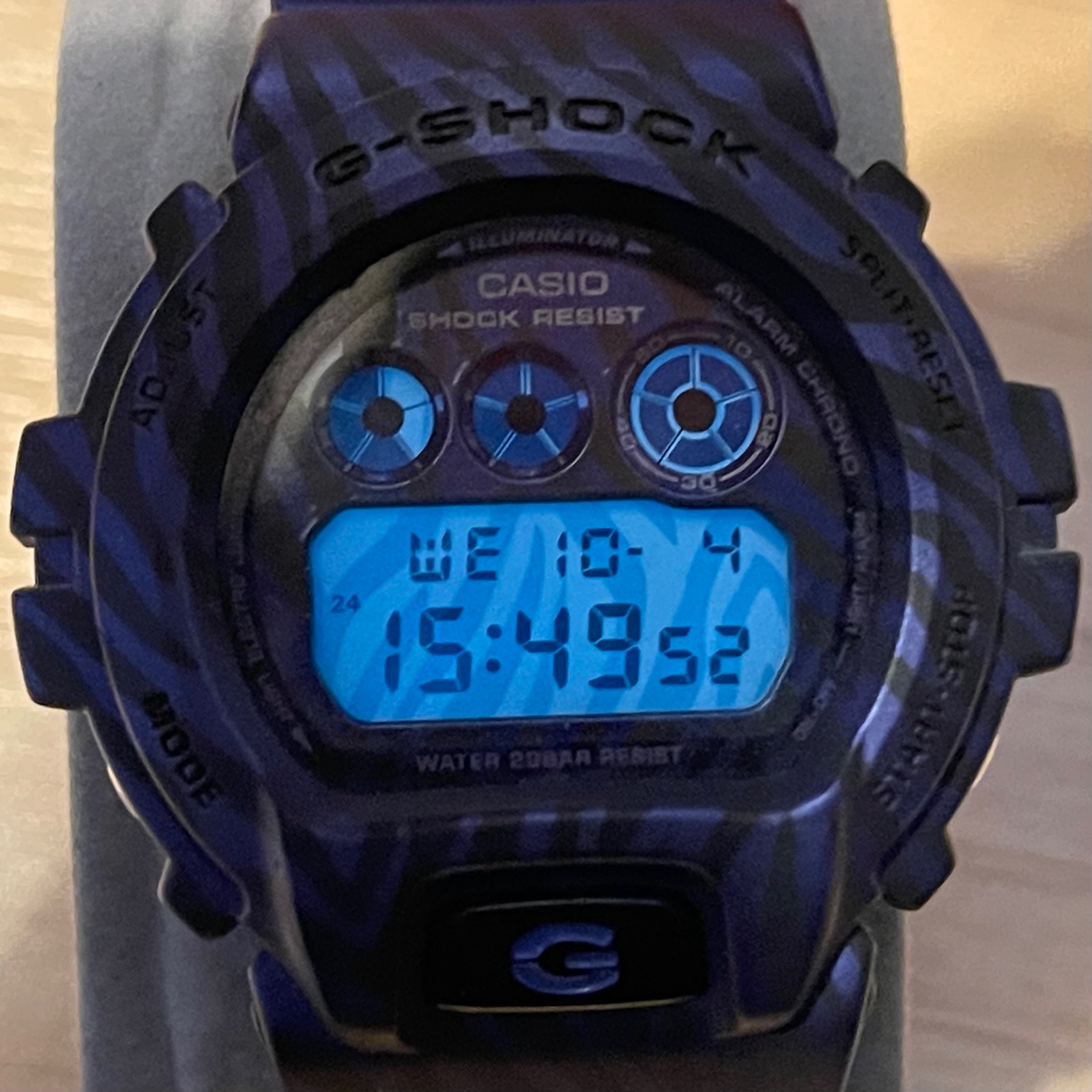 Casio G-Shock (DW6900)
