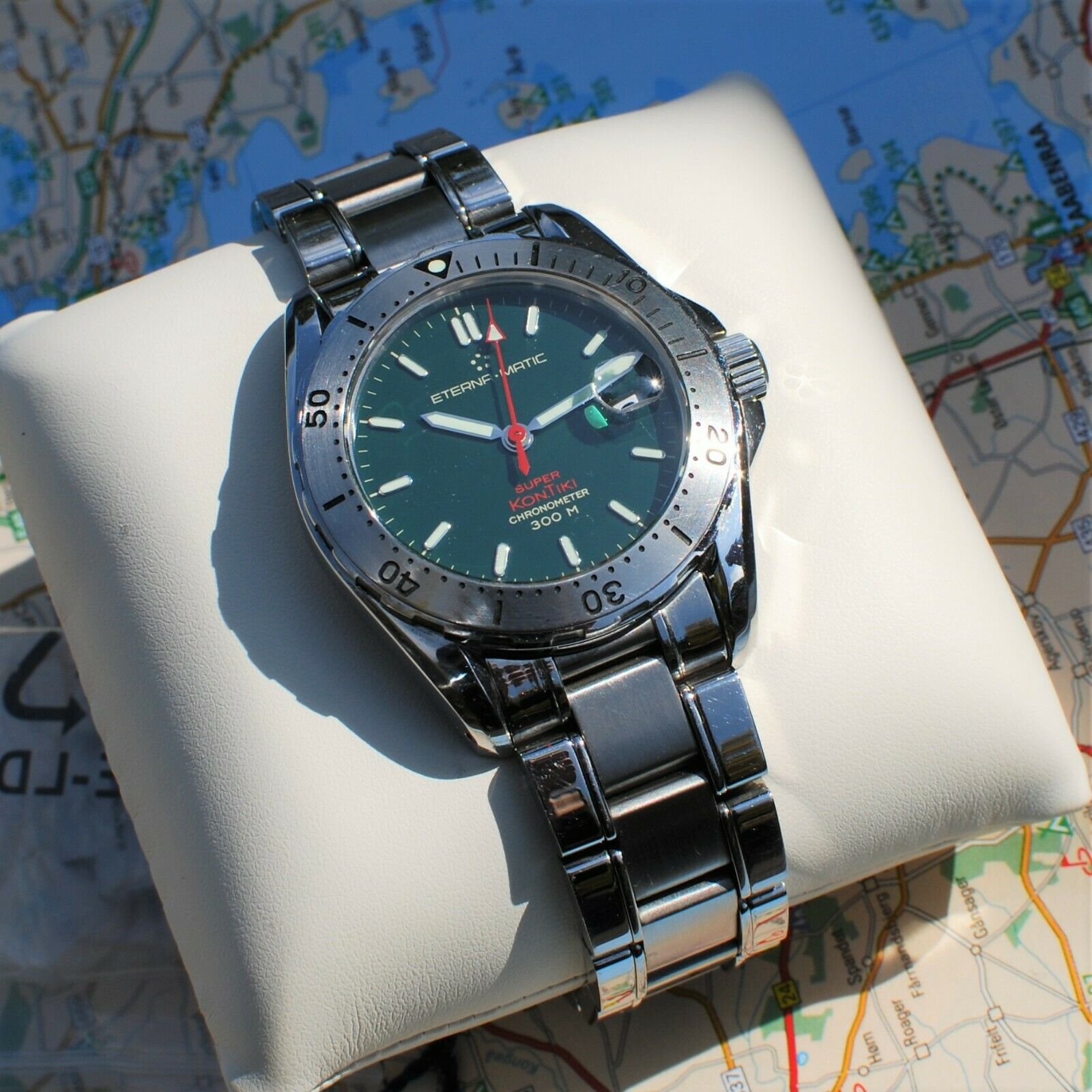 Eterna Super Kontiki 300M Chronometer 1576.41 Green Dial Automatic