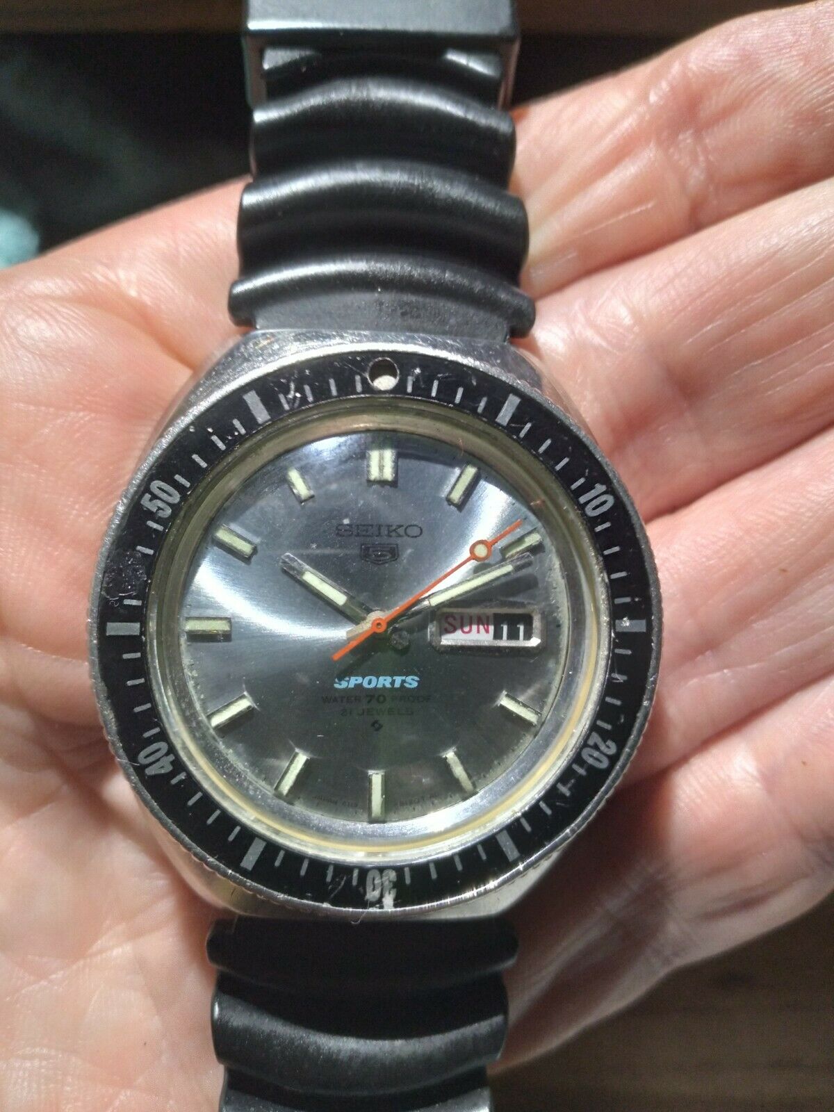 Seiko 5 Sports 6119 8121