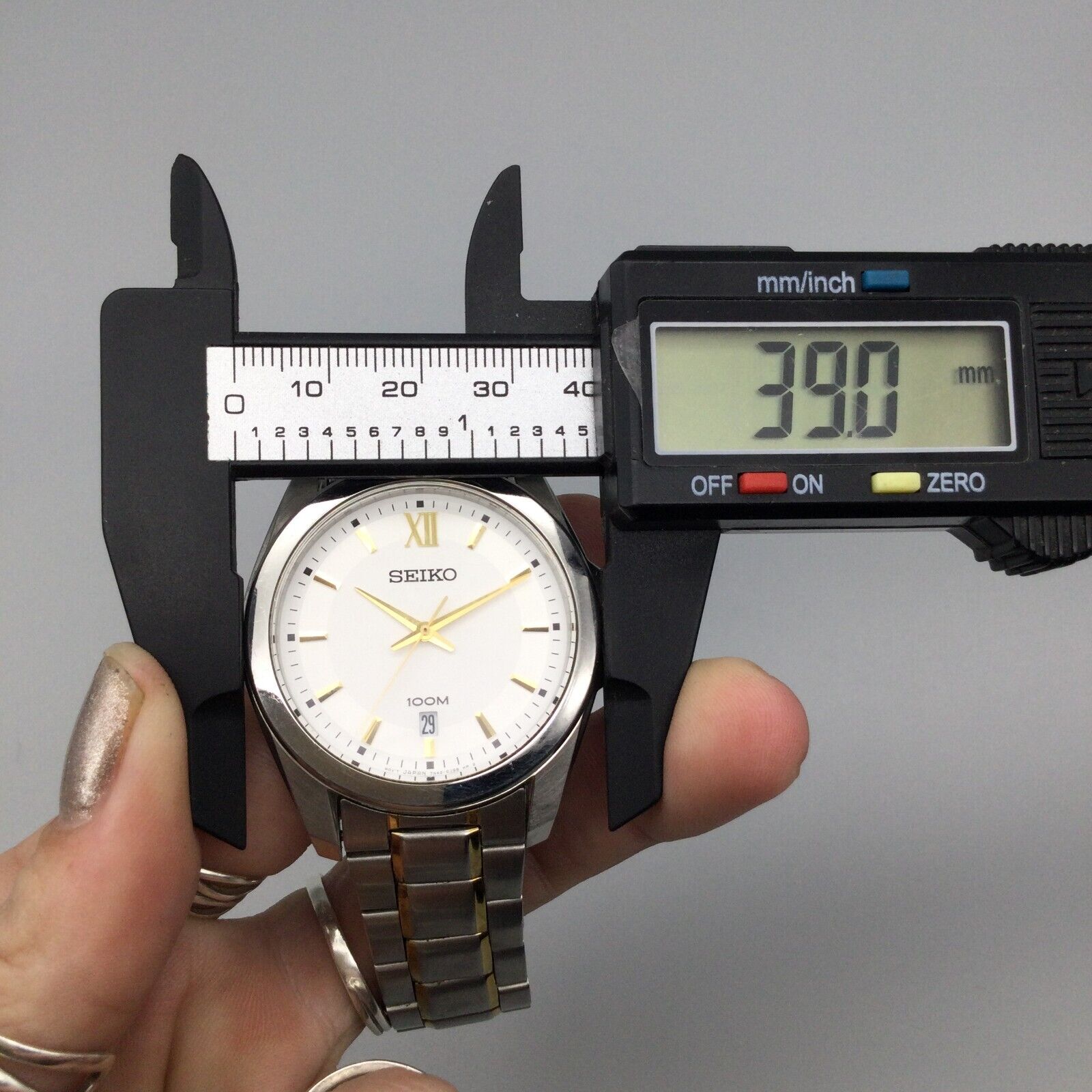 Seiko Watch Men Silver Gold Two Tone Date 7N42-0FP0 Stainless New 