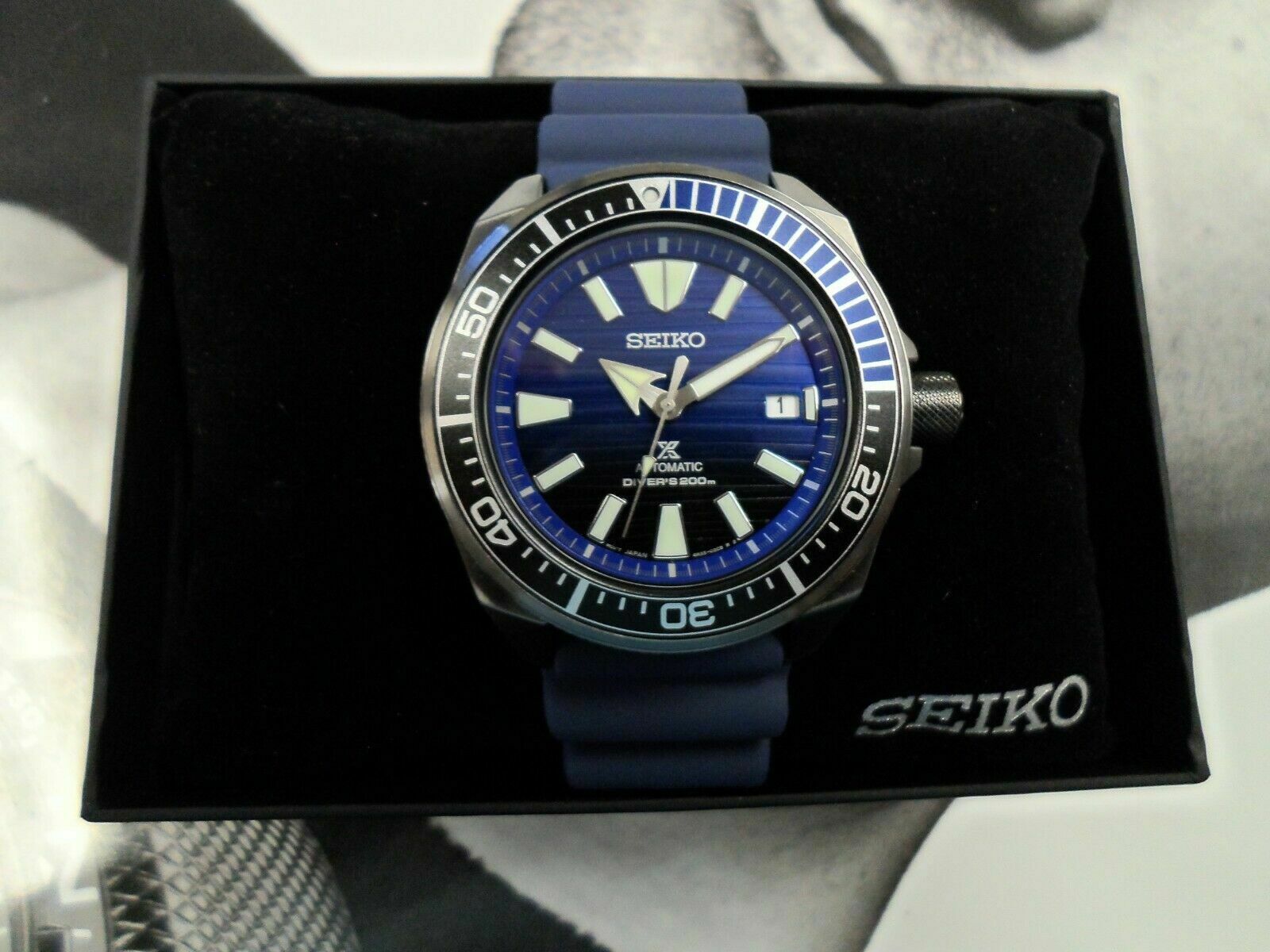 seiko prospex srpd09 special edition blue silicone automatic divers watch