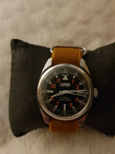 Vintage Refurbished Oris 1971 1983 17 jewels pilot style watch