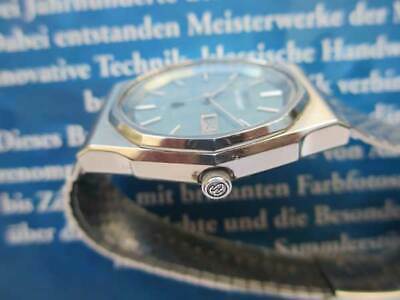 2e701e6c-d678-4513-bf4d-