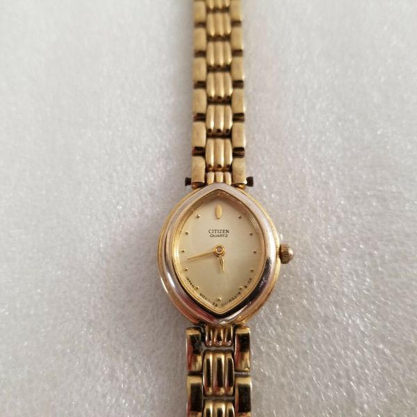 VINTAGE CITIZEN QUARTZ LADIES GOLDTONE WRIST WATCH 5920S49518