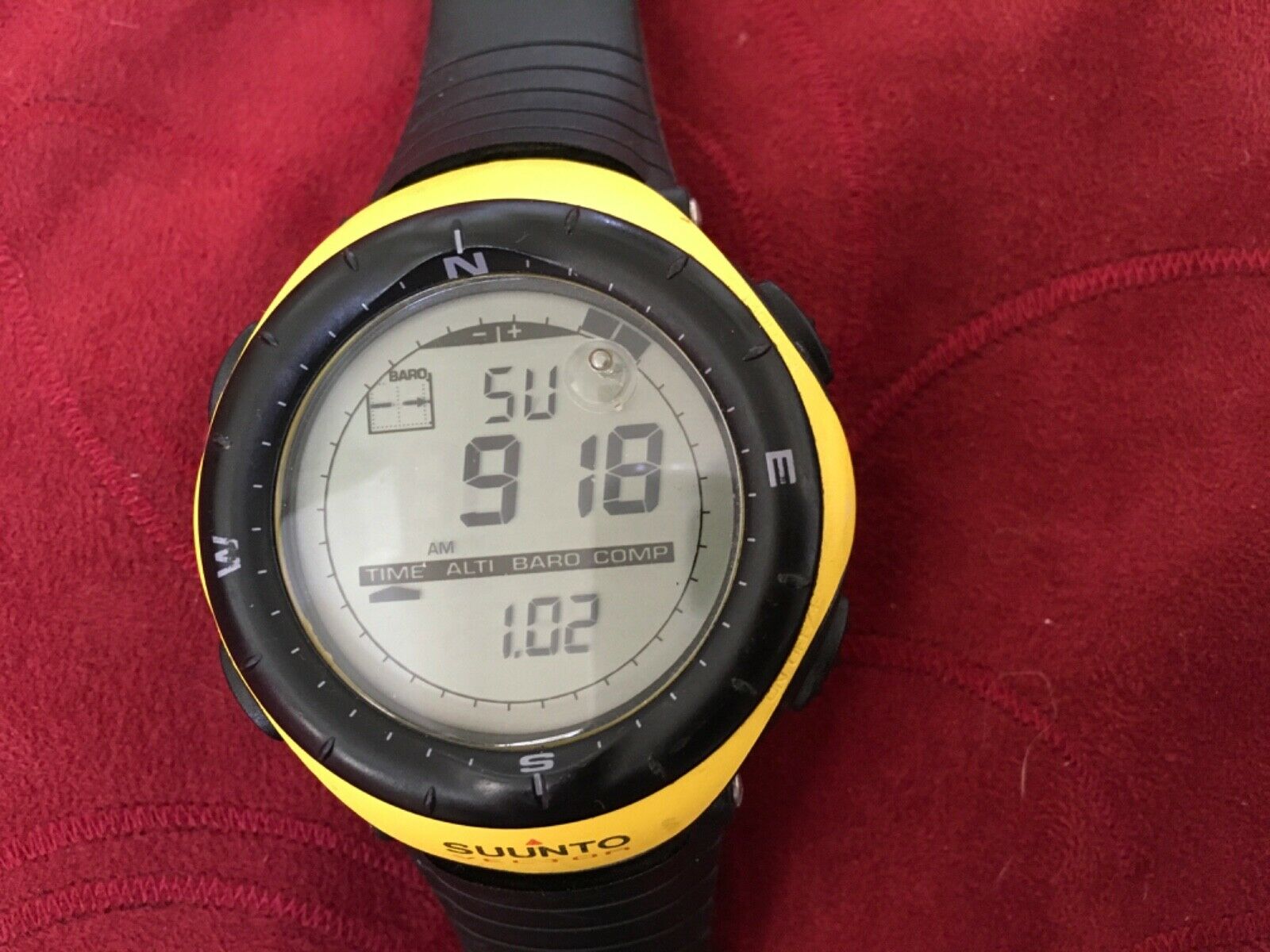 suunto vector yellow