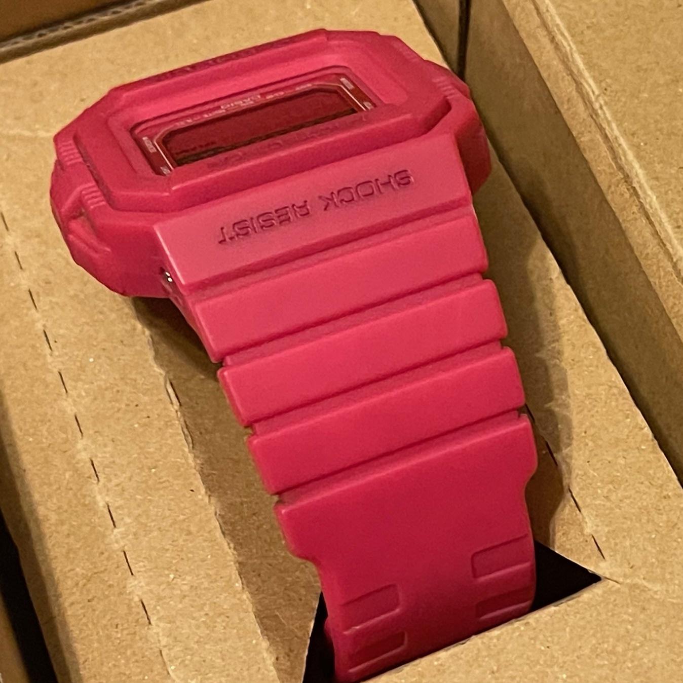 WTS] Casio G-Shock GLS-5500MM-4 Crazy Colors Hot Pink LCD