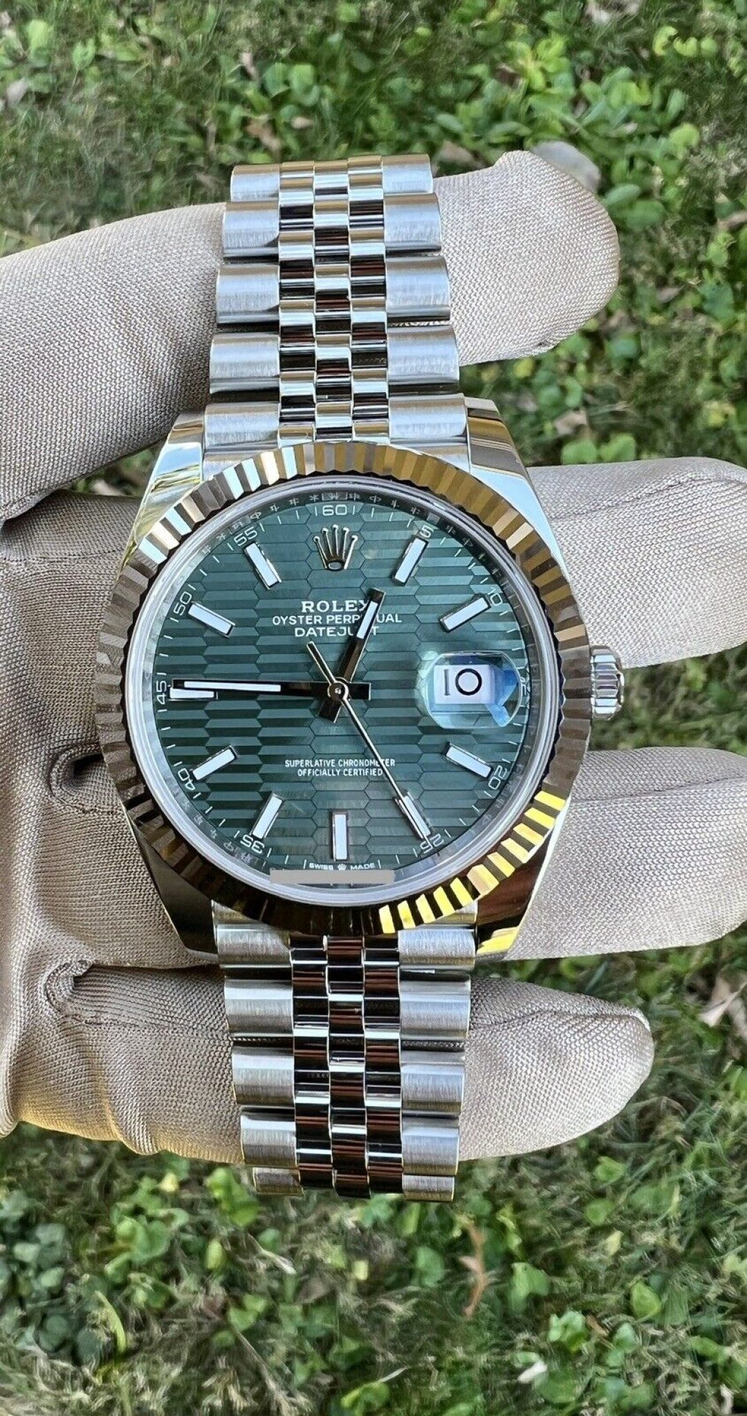 FS Rolex Datejust 41 Green Motif Dial Fluted Bezel Jubilee