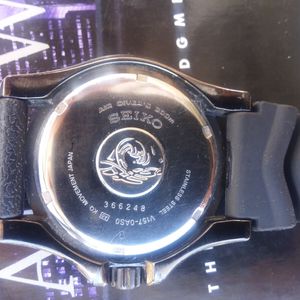 Seiko V157-0AS0 Men's Solar Powered Air Diver's 200m Seiko V157-0AS0 Men's Solar Powered Air Diver's 200m