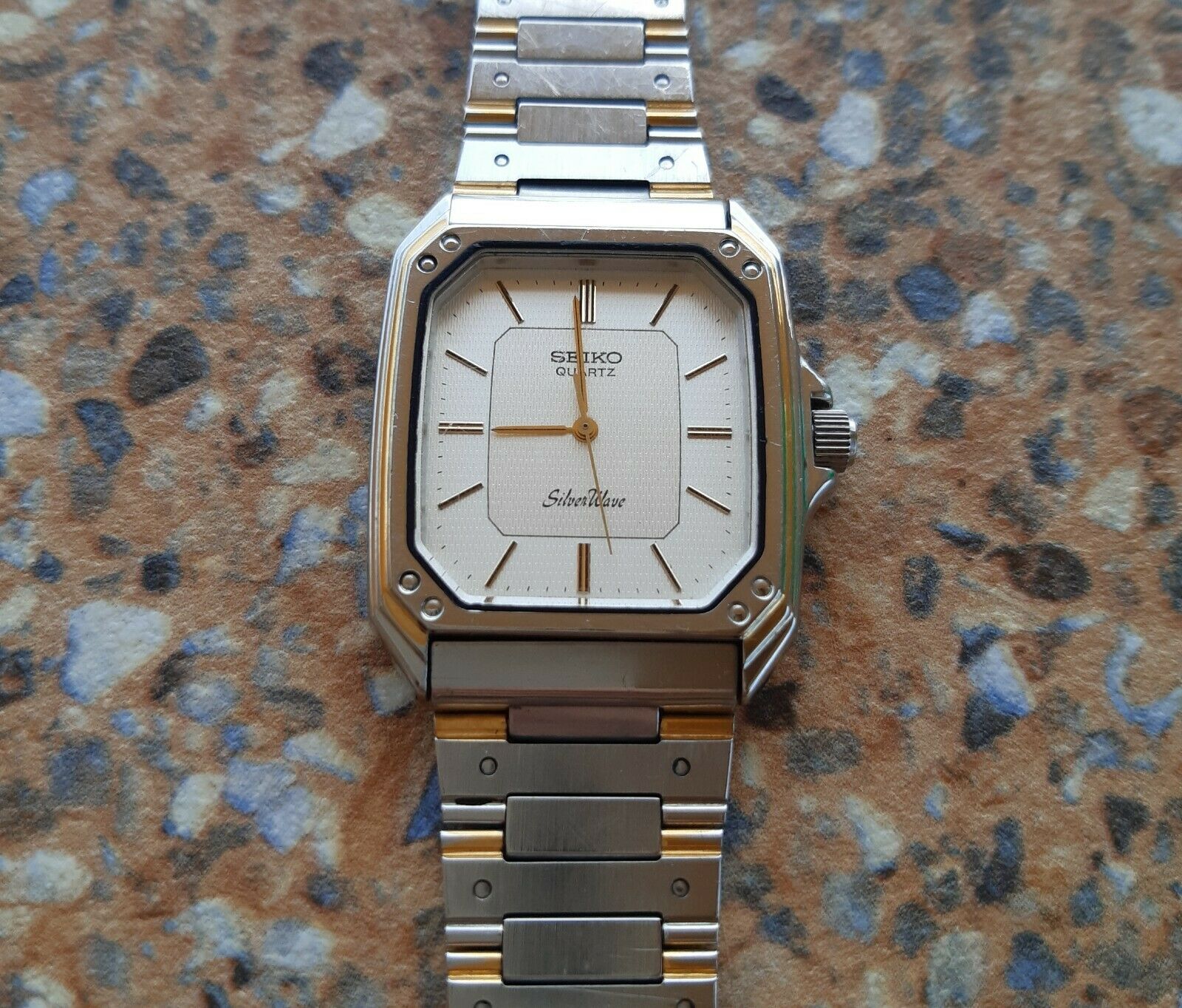 Seiko SilverWave Quartz JDM 6030 5630 Screw Down Crown September