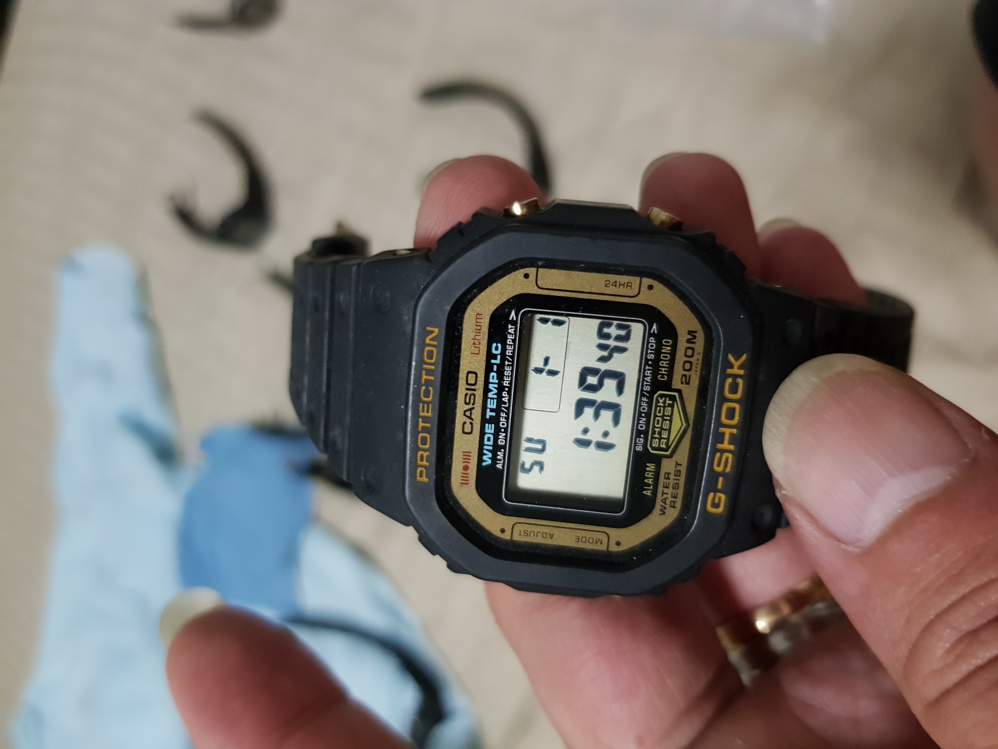 FS: Casio G-Shock WW-5100C-9 GOLD GOLD GOLD GOLD WIDE-TEMP vintage 