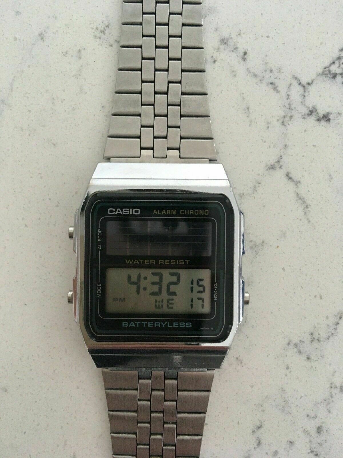 casio retro solar