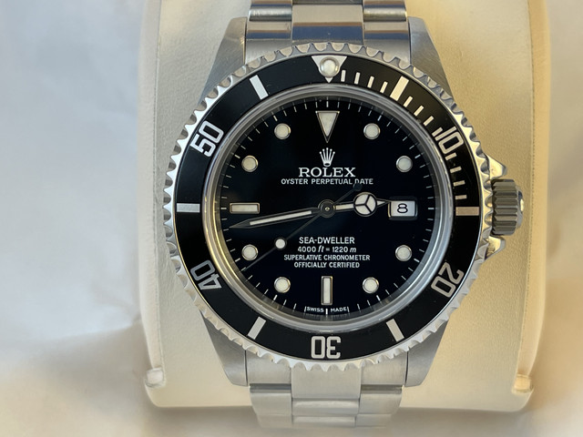 Rolex sea outlet dweller 2005 price