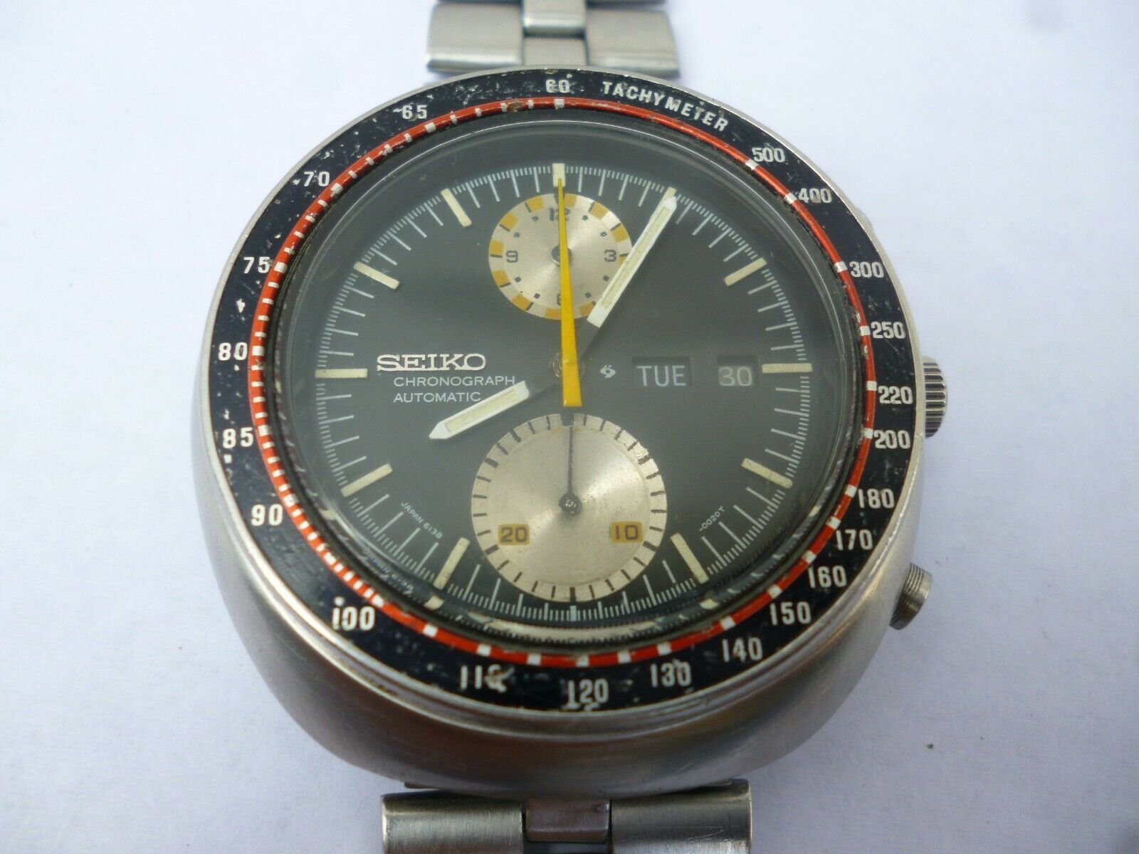 VINTAGE SEIKO CHRONOGRAPH UFO 6138-0011 IN STUNNING CONDITION | WatchCharts