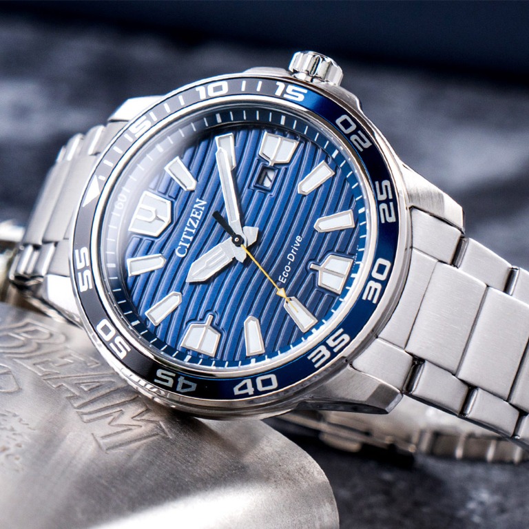 Citizen Eco-Drive AW1525-81L Blue Analog Solar Power Business