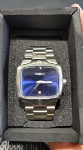 Nixon shop discontinued watches