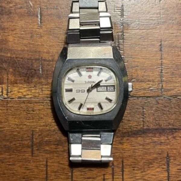 Titoni Cosmo 99 Hi-Beat 36000 Automatic Wrist Watch Titoni Cosmo 99 Hi-Beat 36000 Automatic Wrist Watch