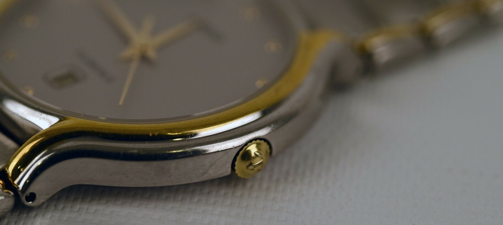 Rado sapphire crystal sale water sealed price