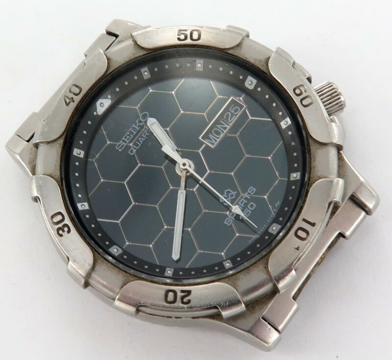 SCARCE SEIKO HONEYCOMB SOLAR SQ SPORTS 150 15 BAR QUARTZ 8S23 6080