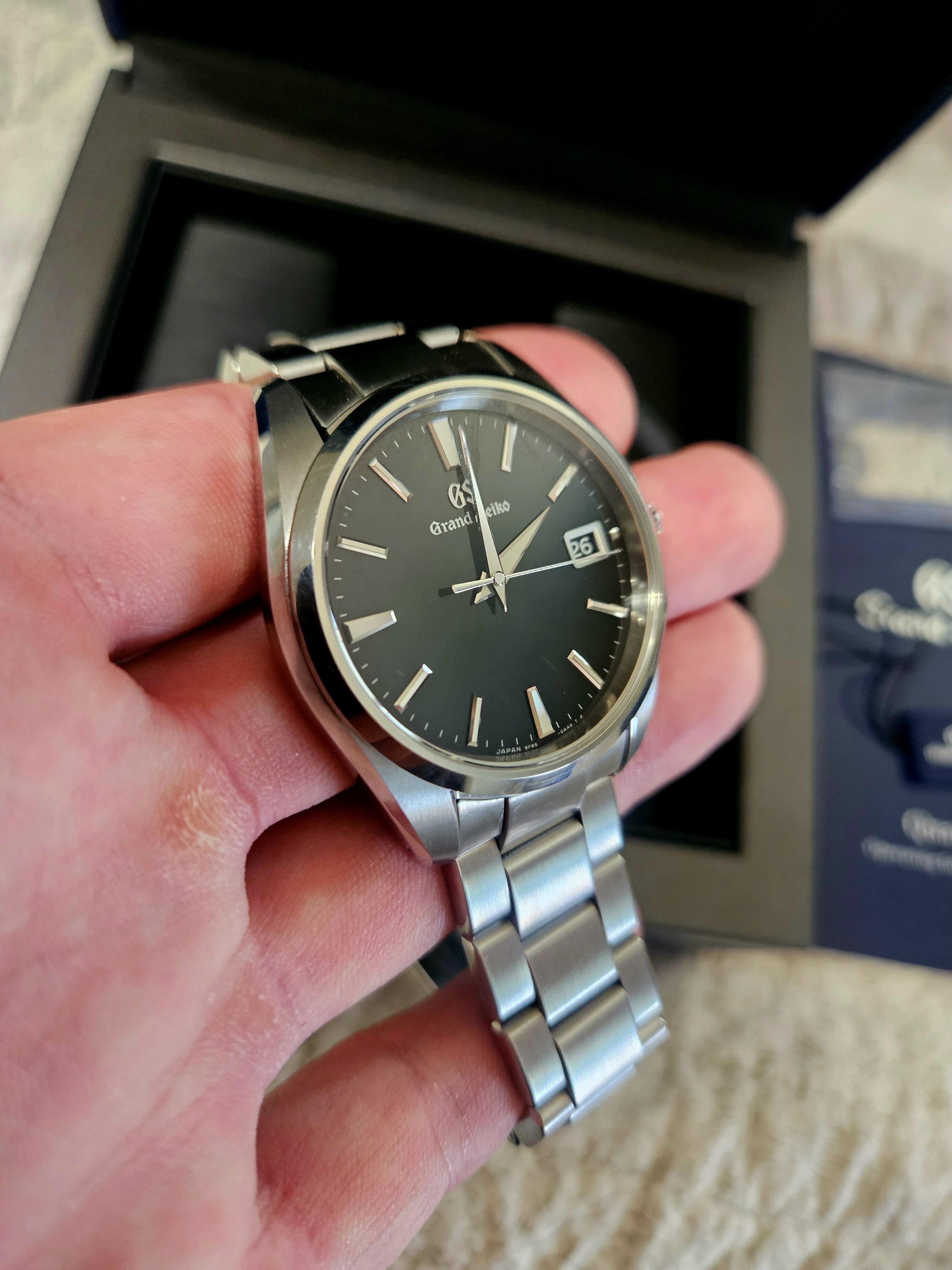 WTS] Grand Seiko SBGP011 40mm 9F85 (Quartz) | WatchCharts