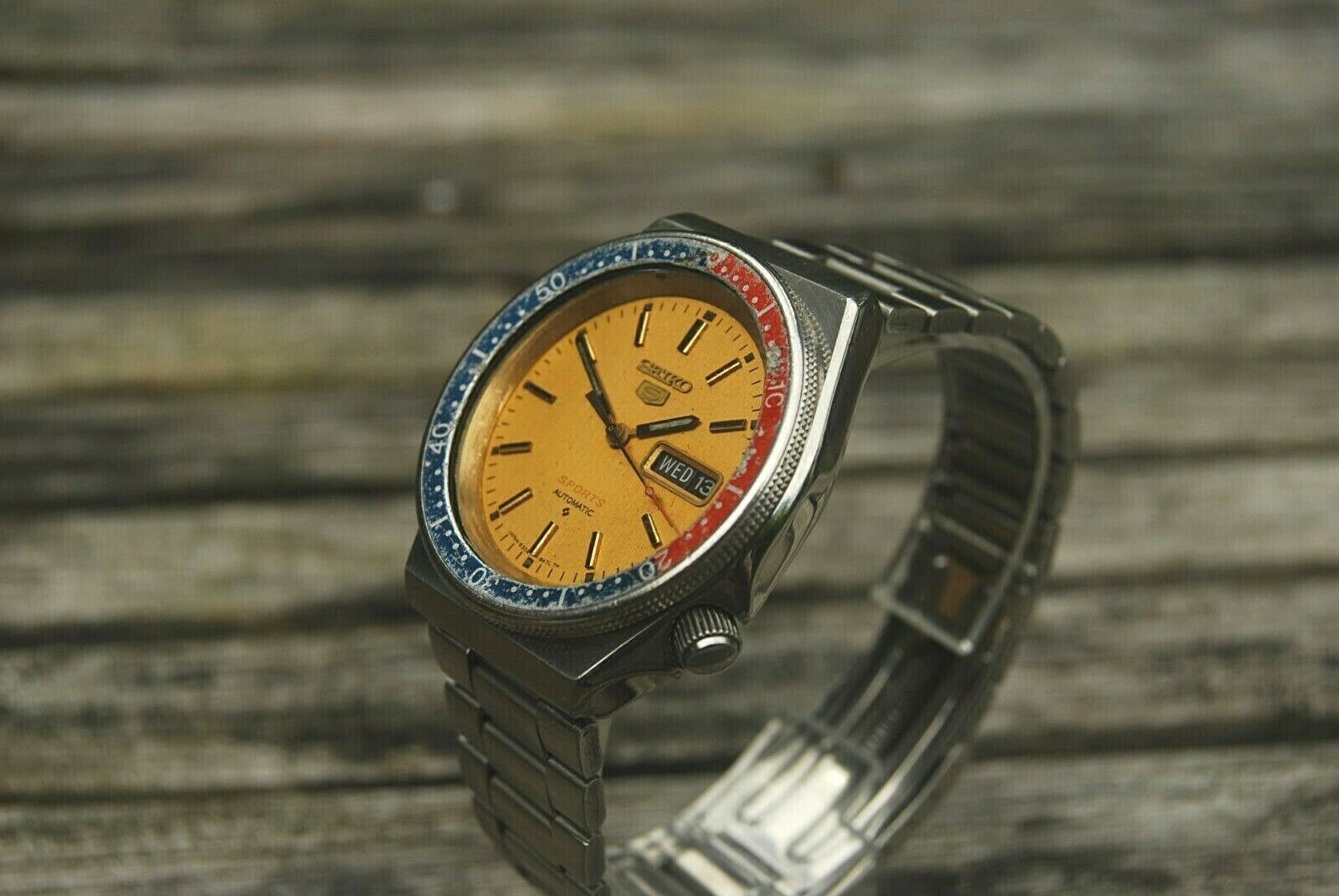 Seiko 6309-836B Sports Gold Dial Pepsi, Patina - Excellent Condition |  WatchCharts