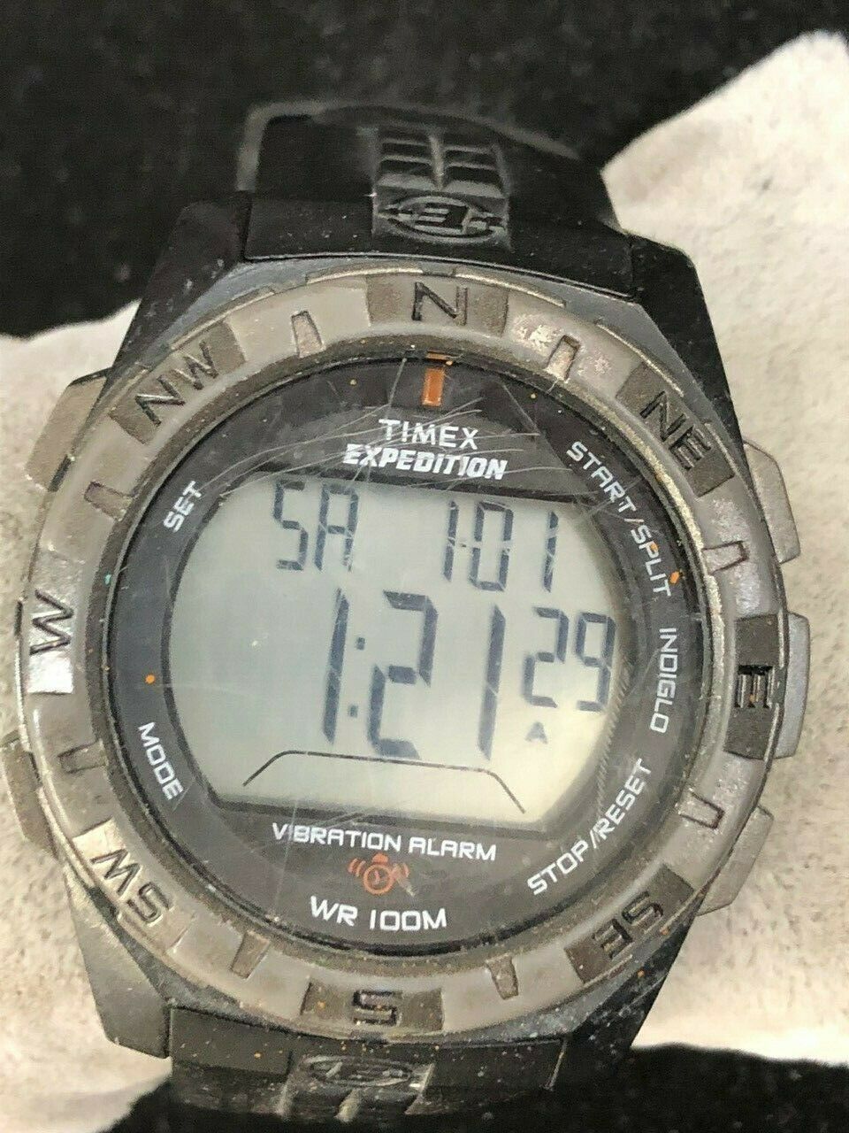 timex men's t49851 expedition vibration alarm
