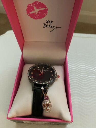 Betsey johnson sale sugar skull watch