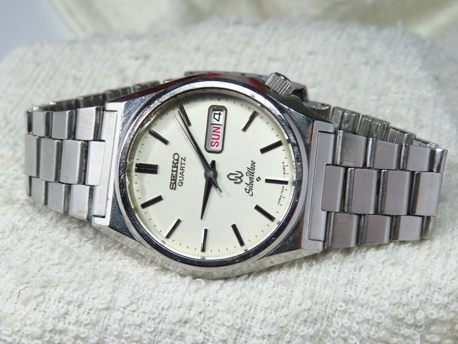 Vintage 1978 SEIKO Silver Wave QUARTZ watch { 7546 - 8340