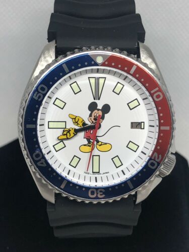 Seiko Mickey Mouse Scuba Diver's 150M Date Men's Watch 7002-7000, Pepsi  Bezel | WatchCharts