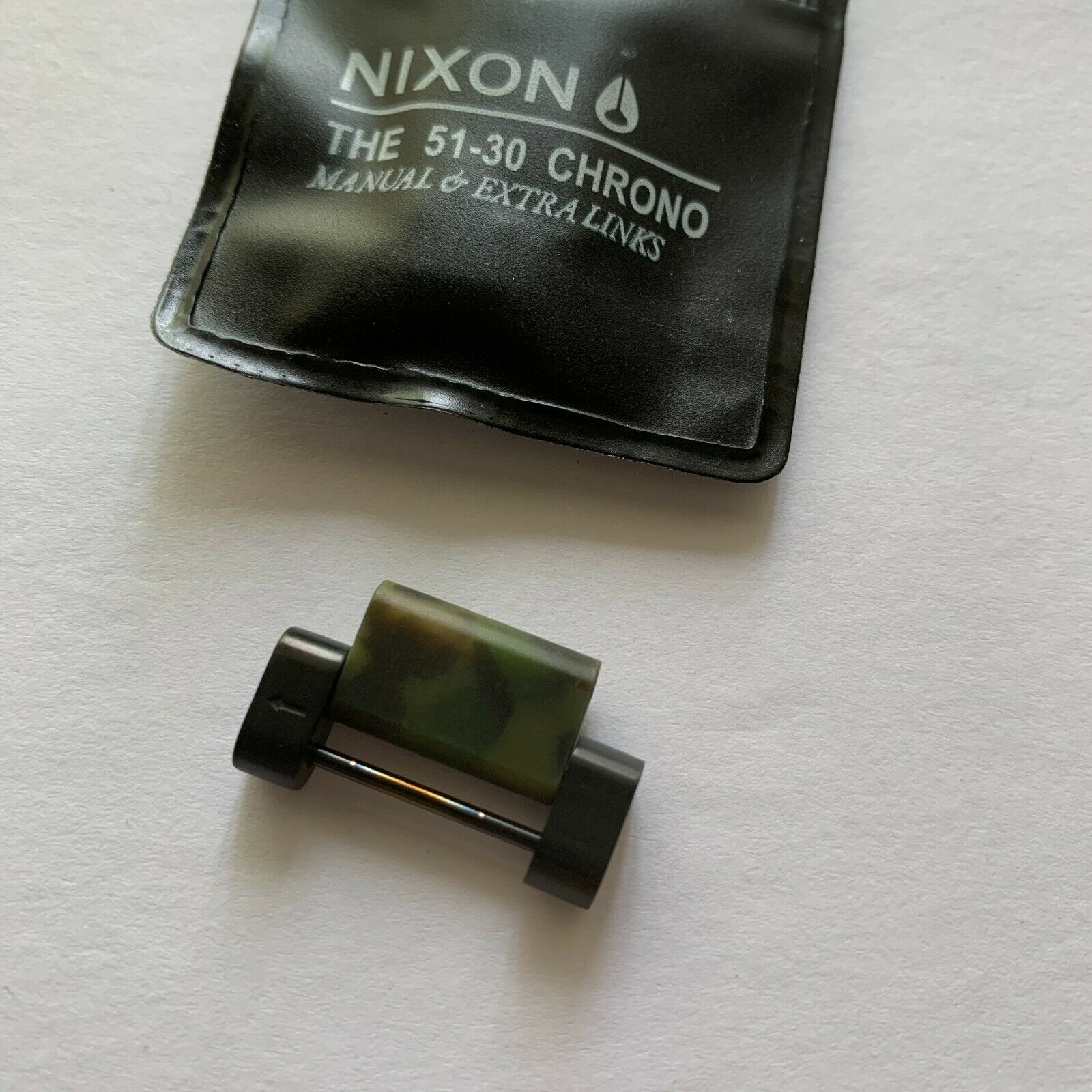 Nixon watch extra links hot sale