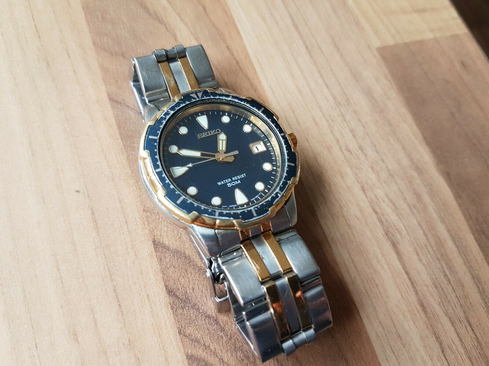 Rare Seiko 7n42-8229 Men's Quartz Diver Watch Sport 50M