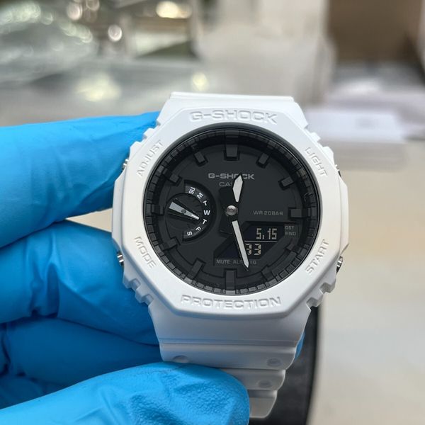 G-Shock Orologio Bianco Multifunzione Uomo trendy cod. GA-2100BM-7A5ER