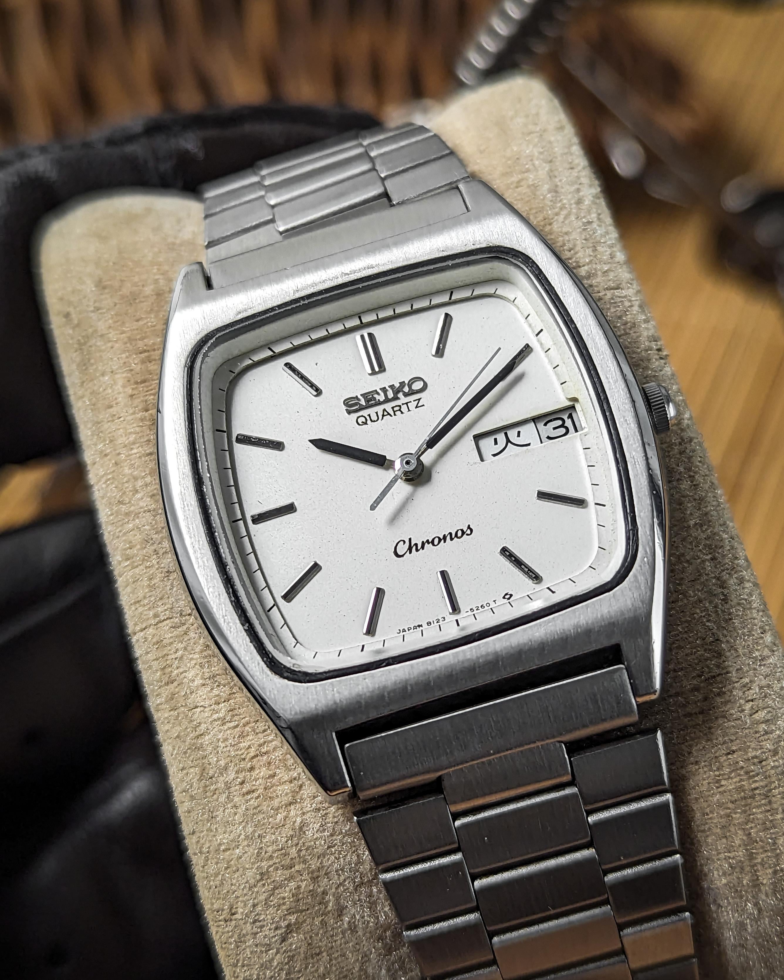 シロちゃん WTS] Vintage Seiko Quartz Chronos - 8123-5240 - ???? White Dial