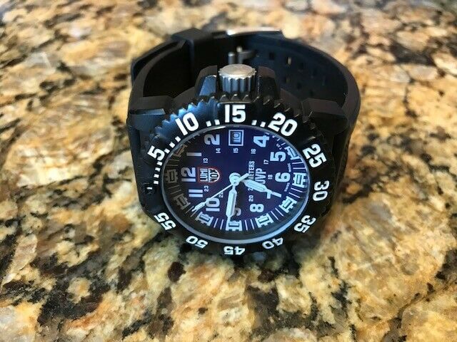 luminox uvp