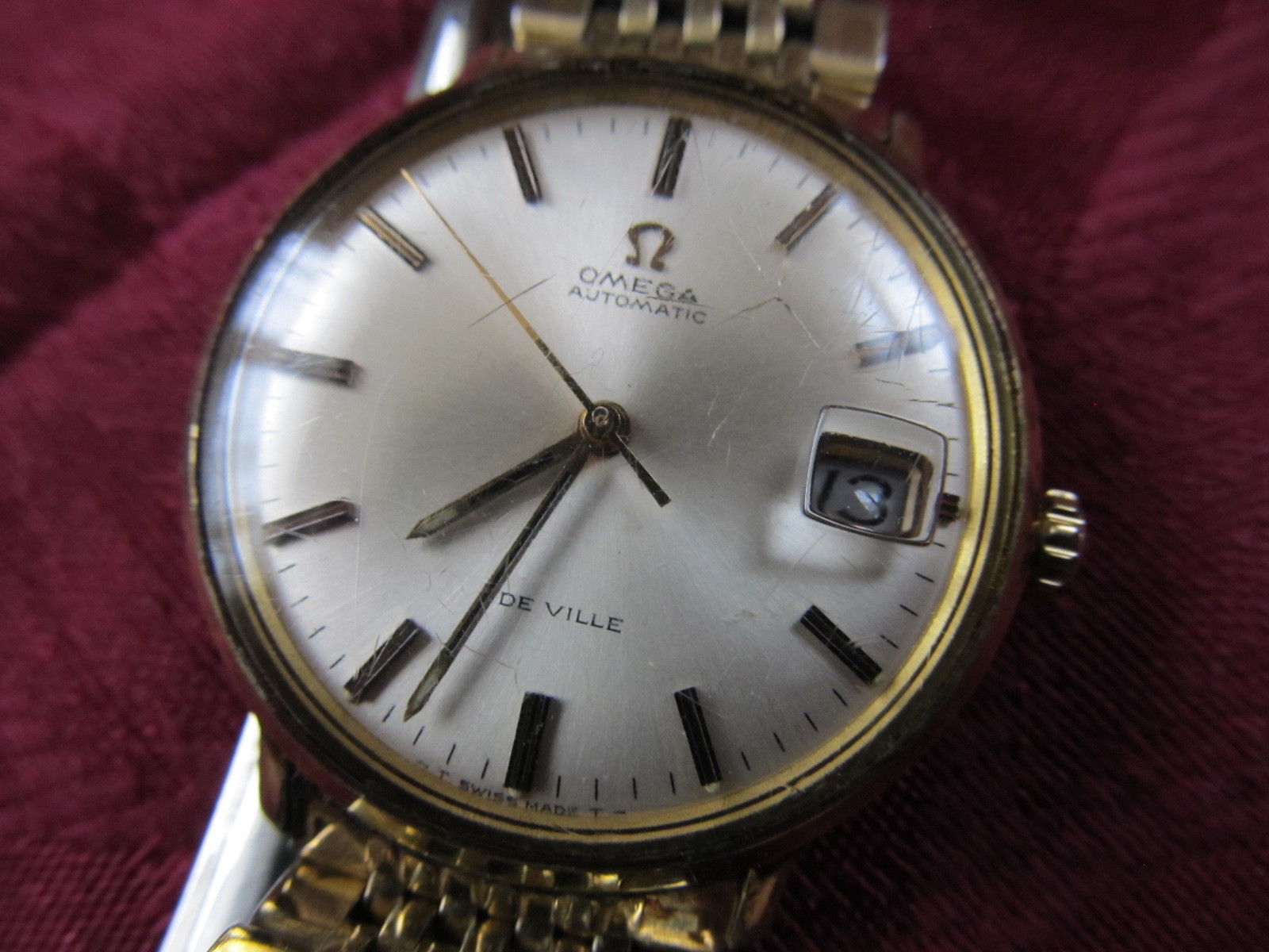 VINTAGE OMEGA DEVILLE AUTOMATIC WATERPROOF WRISTWATCH # 166033