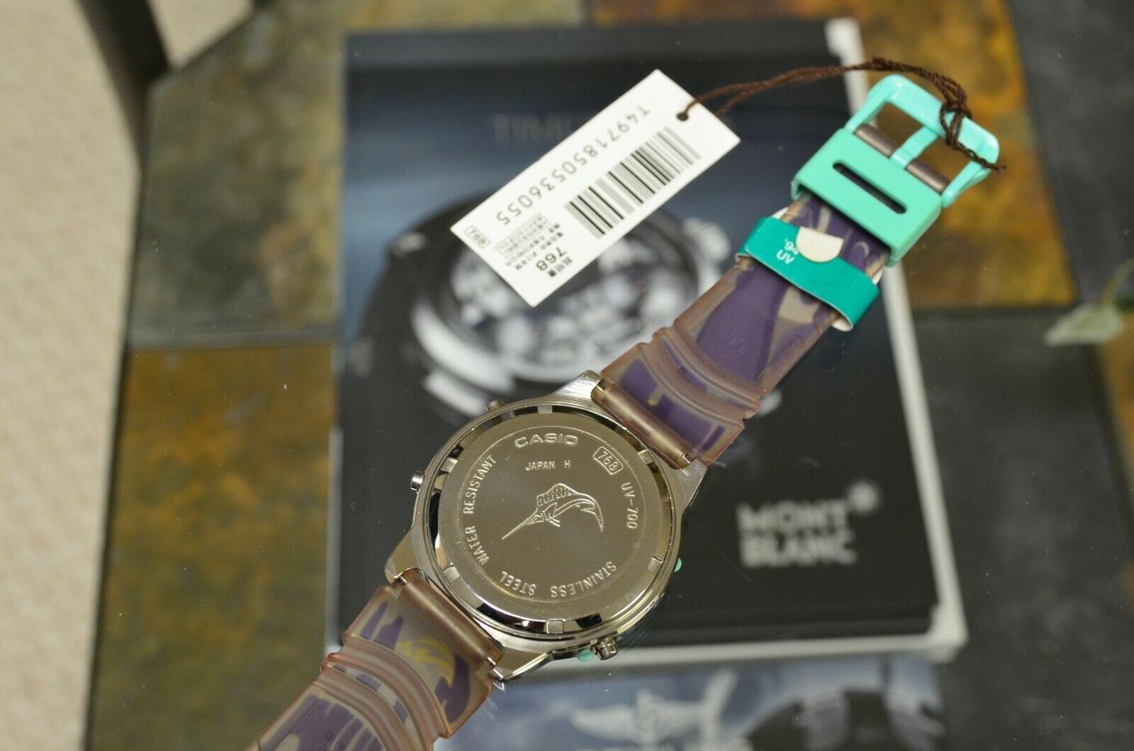 NOS CASIO UV-700 UV SENSOR DIGITAL WATCH MARLIN VINTAGE MARINE CPW