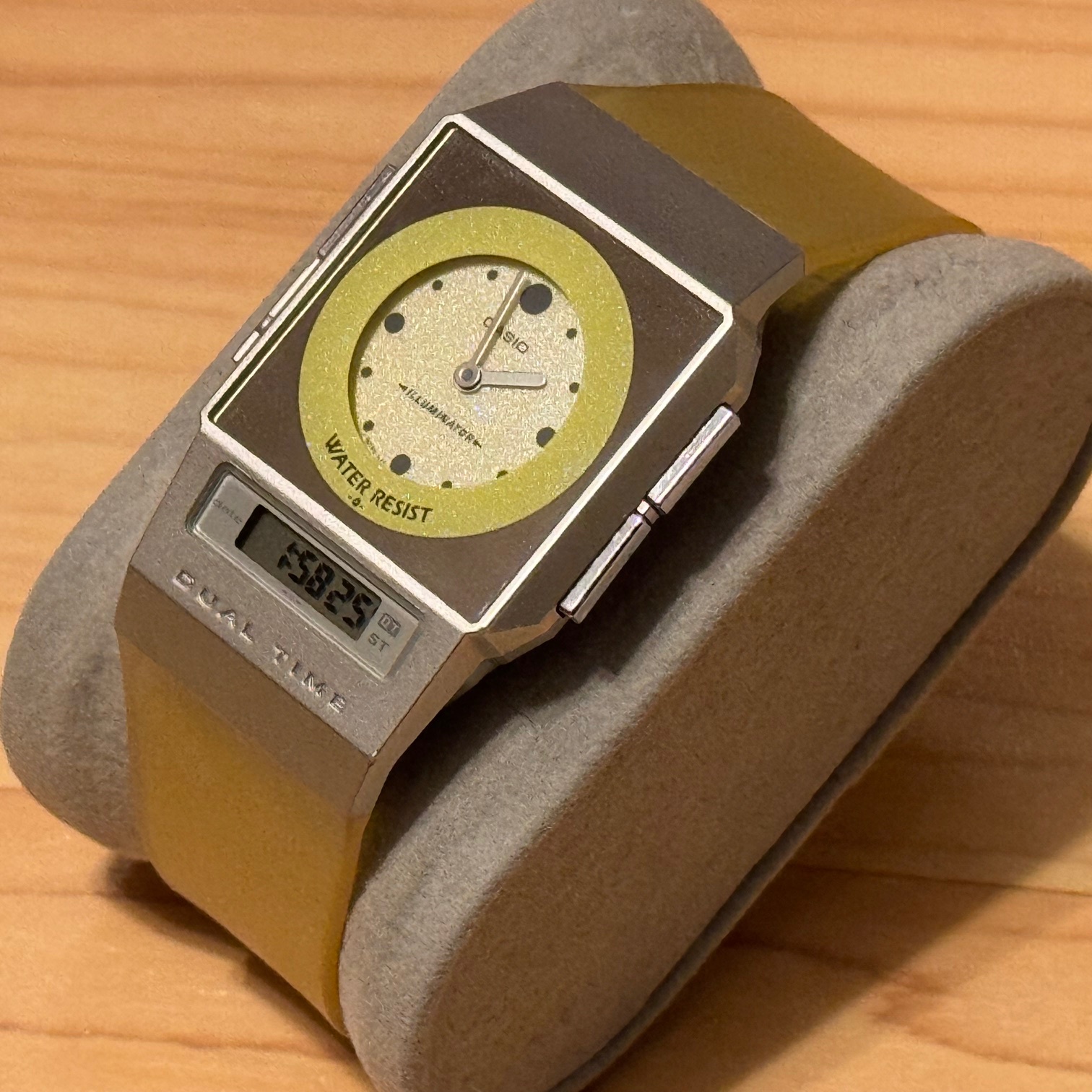 WTS] Casio FS-01 Dual Time Film Watch Analog Digital 2301