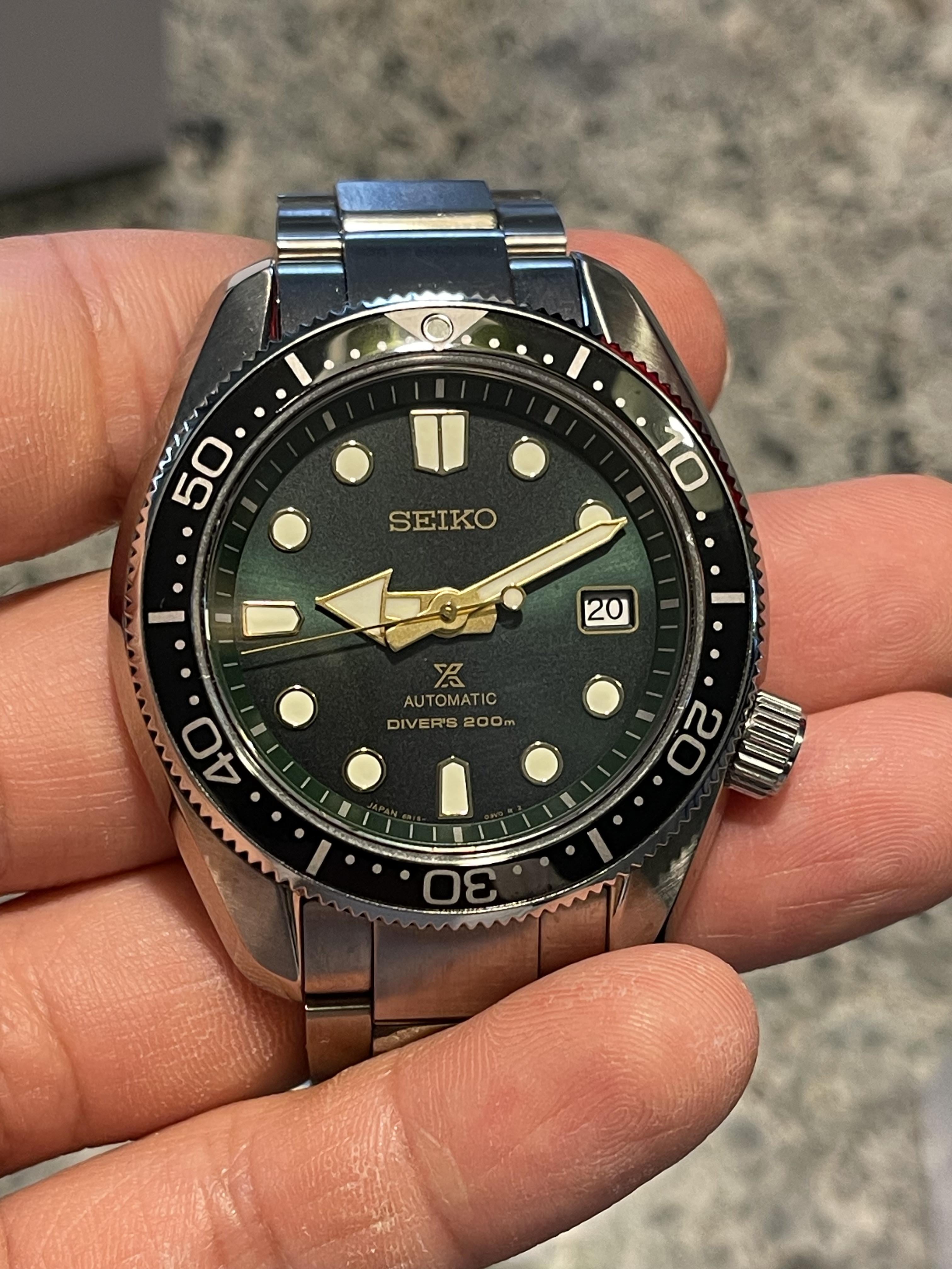 Men`s SEIKO V158-0BC0 Solar Watch Analog Dark Green Dial | WatchCharts  Marketplace