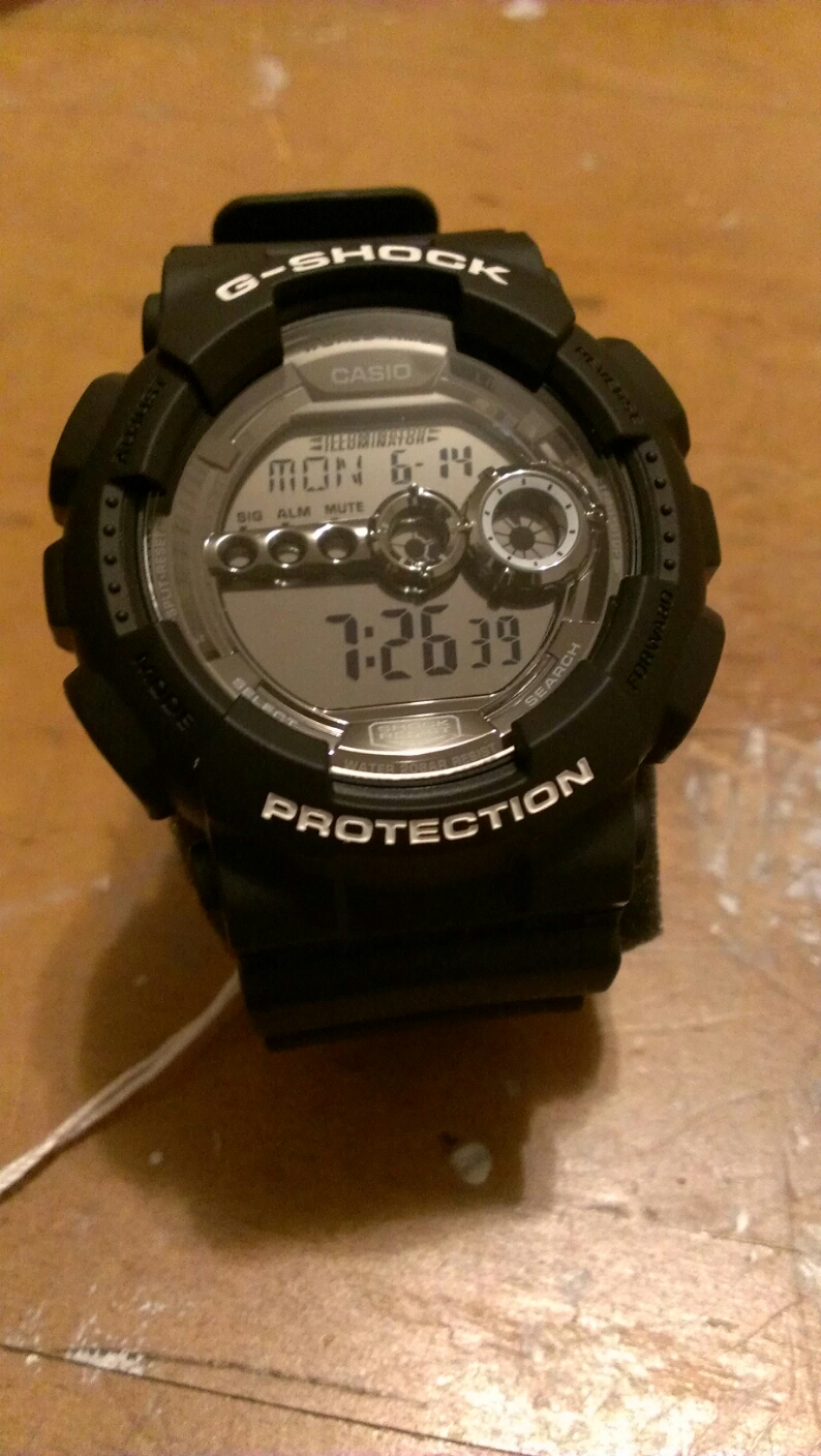 g shock gd 100bw