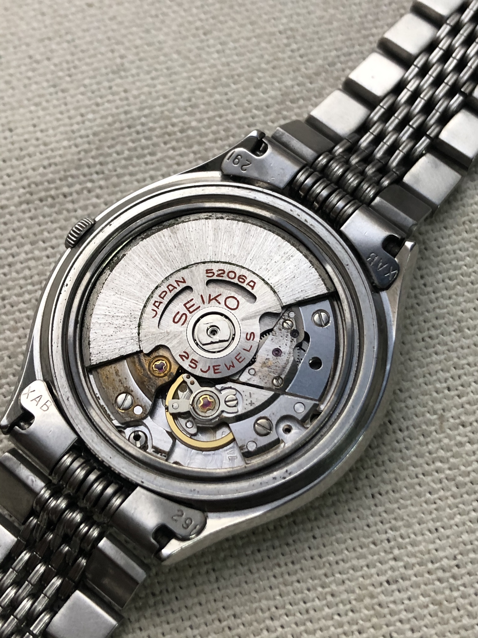 seiko 5206 movement