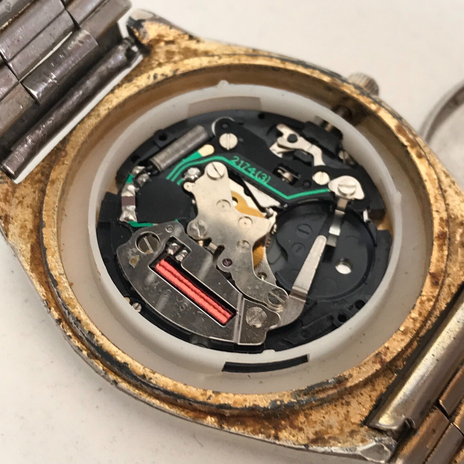 Vintage Seiko 5 Watch Gold Parts or Repair Not Working