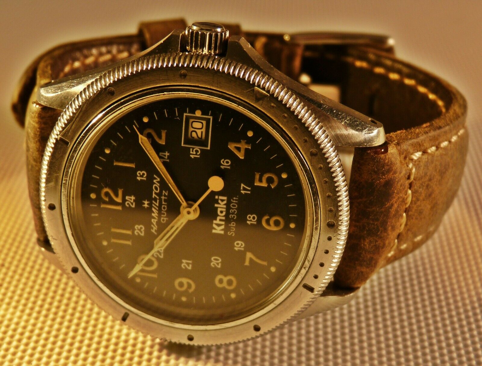 FROM JAPAN様 hamilton Khaki Sub 330ft HAMILTON KHAKI QUARTZ SUB 330ft GENTS WATCH with BOX | WatchCharts