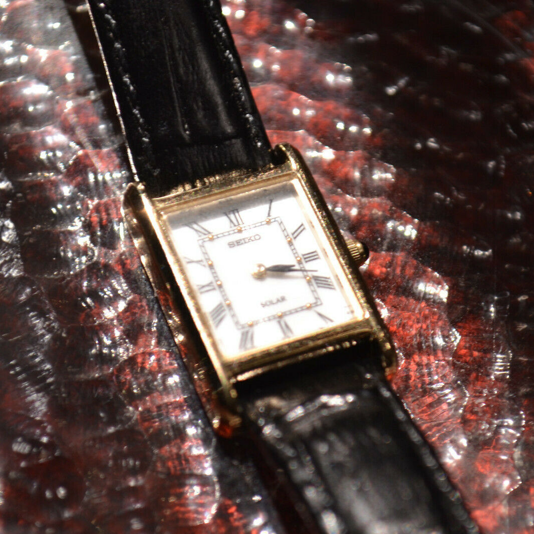 Vintage 1991 Seiko Tank 