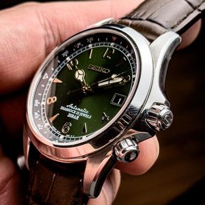 Seiko Prospex Alpinist Watch Champagne Dial SPB123 SBDC093