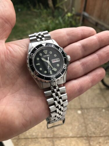 Seiko 5M23 6B50 Kinetic Sports 150 Divers Style Watch. WatchCharts