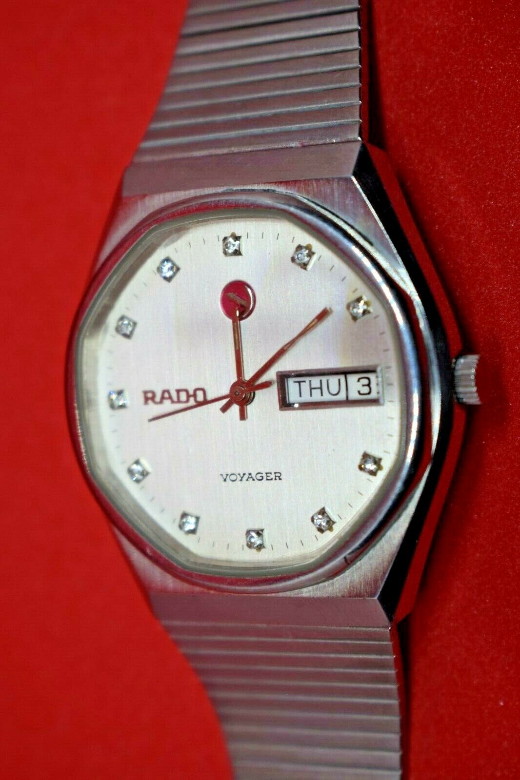 Vintage RADO Voyager 636.3220.4.8 Automatic Day Date 11 Jewels