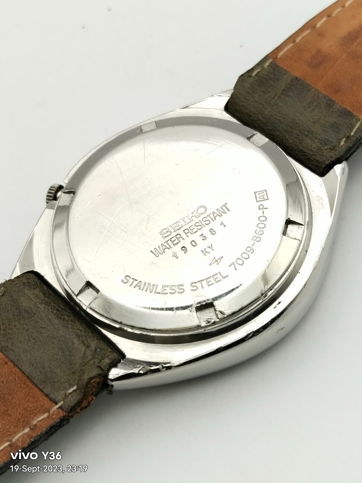 Vintage Seiko 5 7009-8600-P A1 Automatic D/D Japan WristWatch